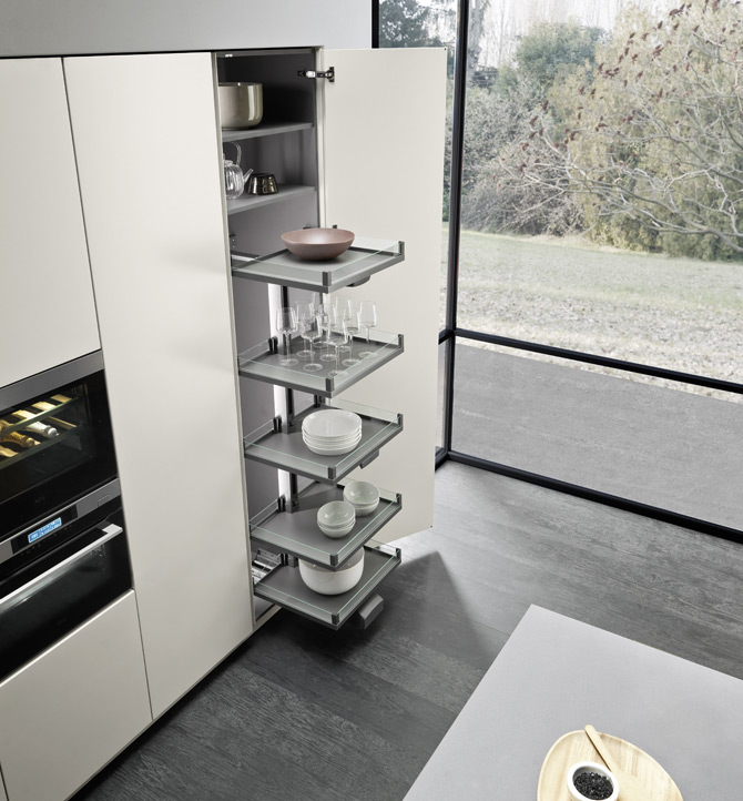 Colonne da arredo personalizzate - Pedini arredamenti